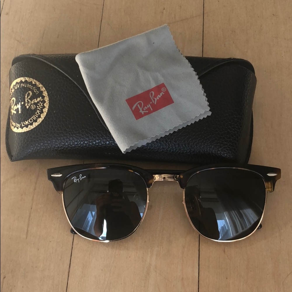Ray Ban Clubmaster Tortoise Shell Sunglasses